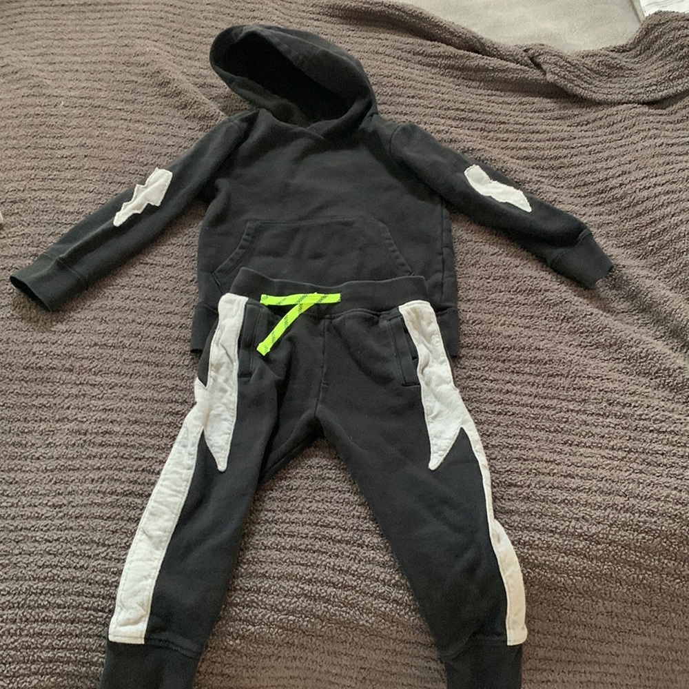 Crewcuts boys size 4-5 hoodie/jogger set. Gently worn
